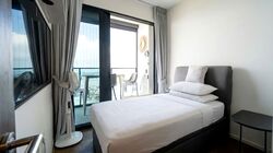 Avenue South Residence (D3), Apartment #570573211